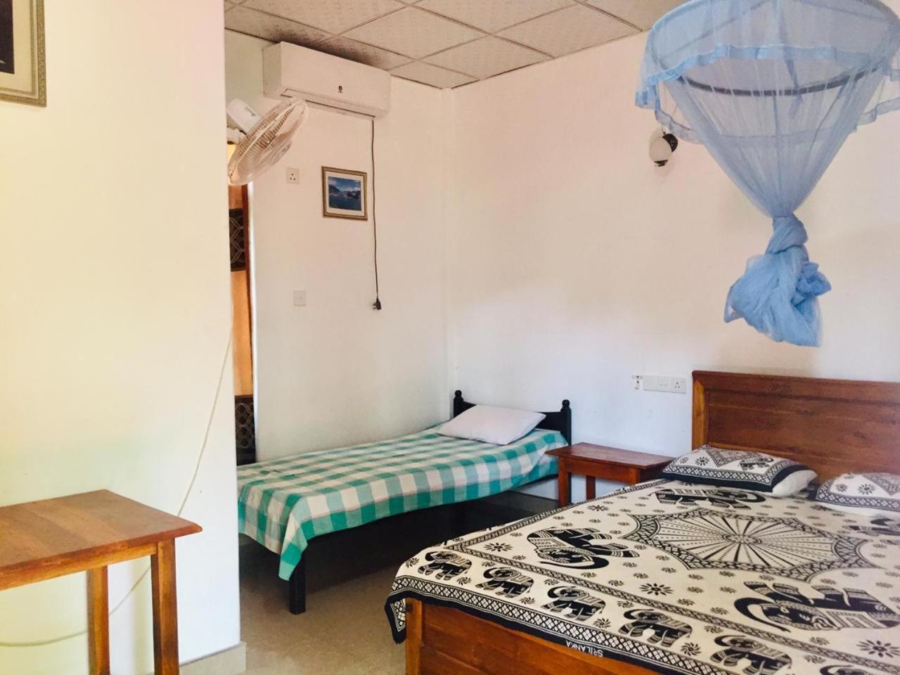 Parakum Rest Rooms Polonnaruva Kültér fotó